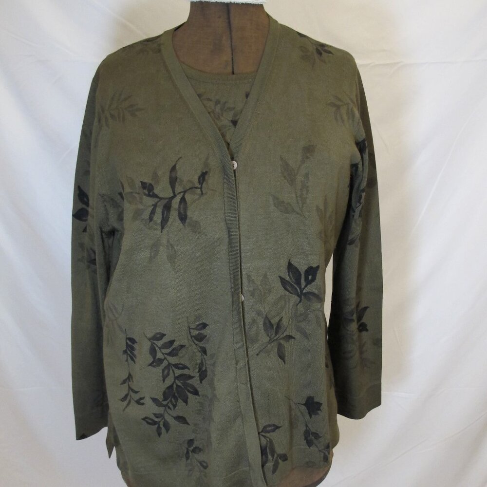 Josephine Chaus silk-blend olive green sweater set with floral design   XL